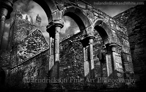Jerpoint Abbey photo by Barry Hendrickson